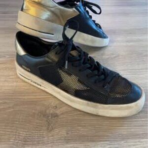 Golden Goose Black and Gold Stardan Size EU 44